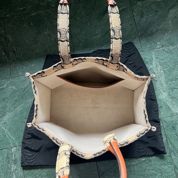 CELINE large Cabas Thais Textile with Triomphe Color Camel - Picture 5 of 12